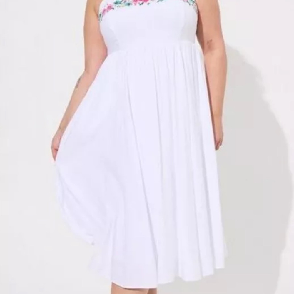 White Strapless Dress with Floral Detail